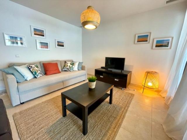 Gatu Premium Racimo, Terraza, Piscina, Aire Ac, Wifi Y Parking " Preferente Mayores De 25 Anos Y Familias " El Puerto de Santa María Dış mekan fotoğraf